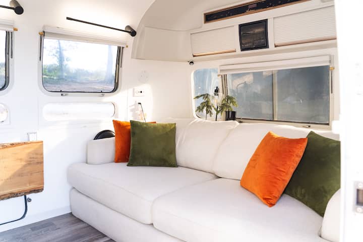Mountain Air Escape's Airstream Excella W/ Hot Tub - Arkansas