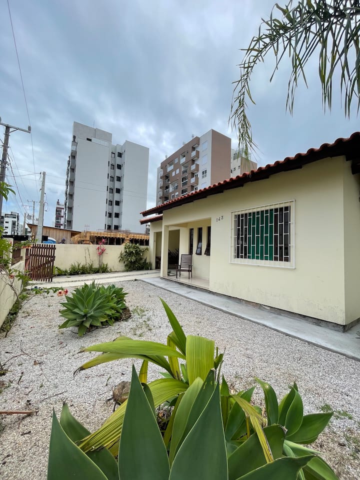 Casa Para Alugar Na Praia Grande - Governador Celso Ramos