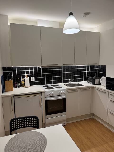 Popular Airbnb listing: Tranquil and cozy studio, free parking&wifi in Itäinen Suurpiiri