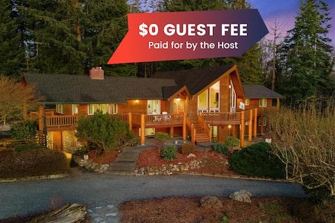 Lodge-Style Retreat on 10 Acres | Fire Pit + King