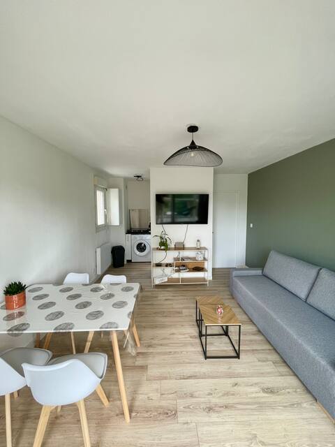 Apartment with loggia and private parking