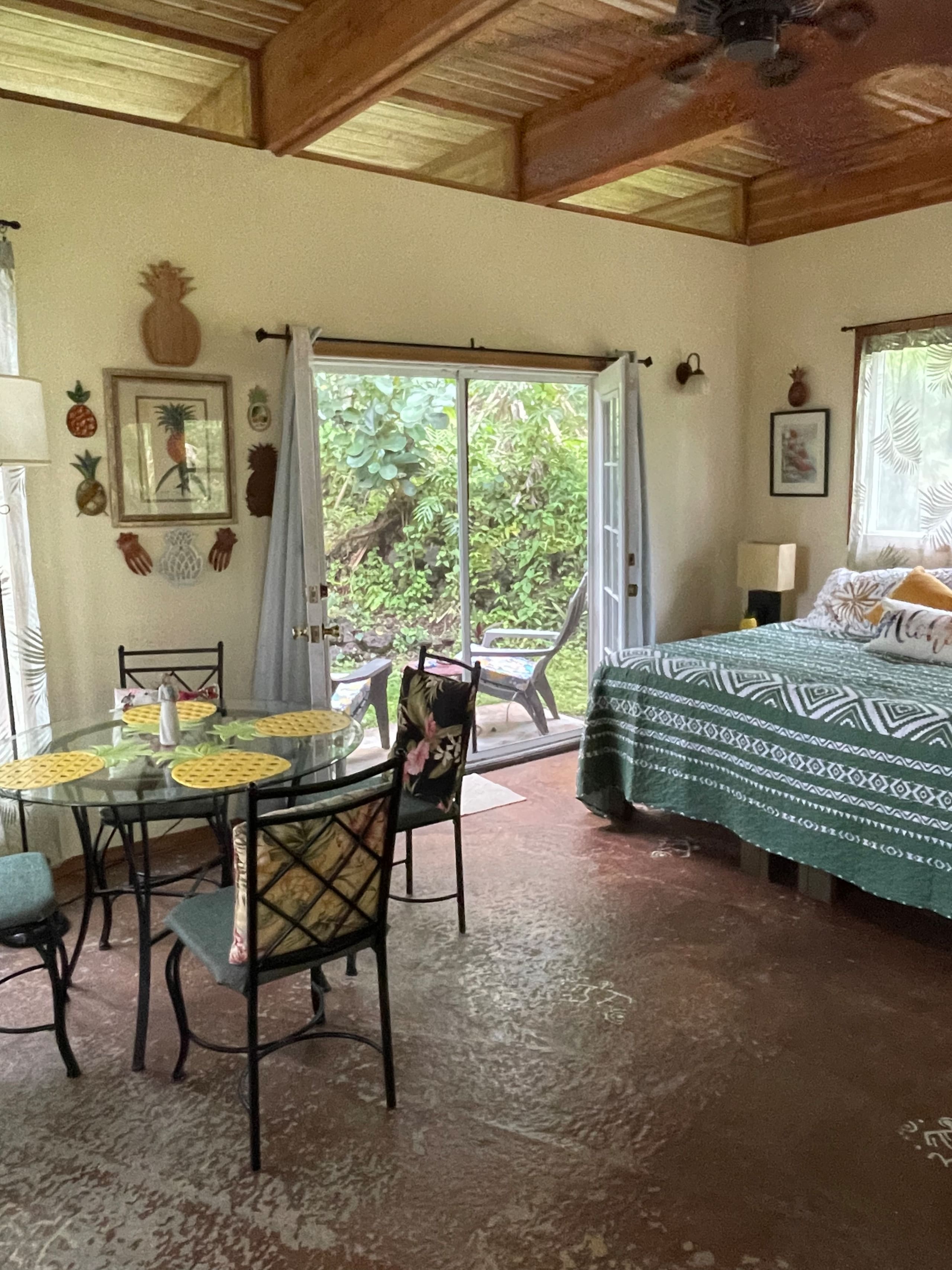 Coastal Jungle Timber Framed Cottage ~ 2 - Photo 7