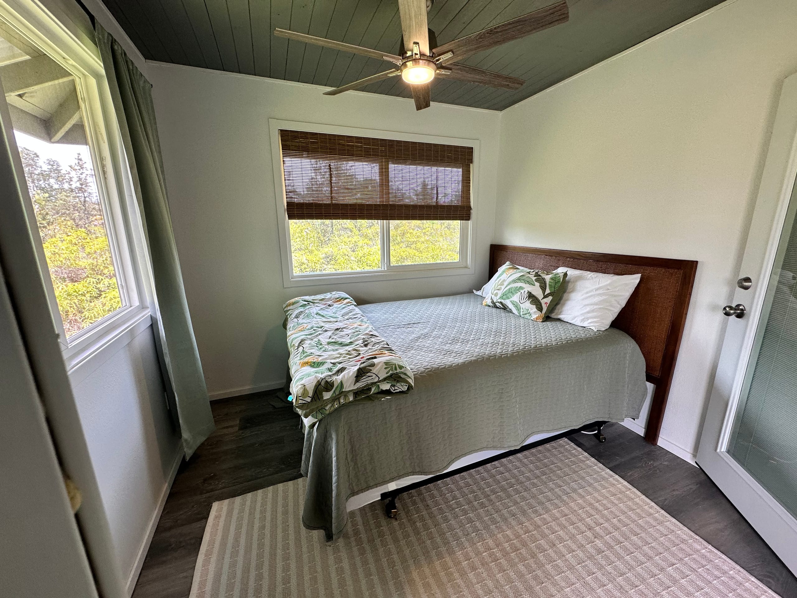 Home in Keaau · ★5.0 · 3 bedrooms · 3 beds · 2 private baths - Image 3