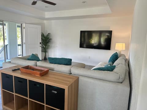 Top Airbnb: Welcome to our Hawai'i Haven Hideaway in Hawaiian Paradise Park