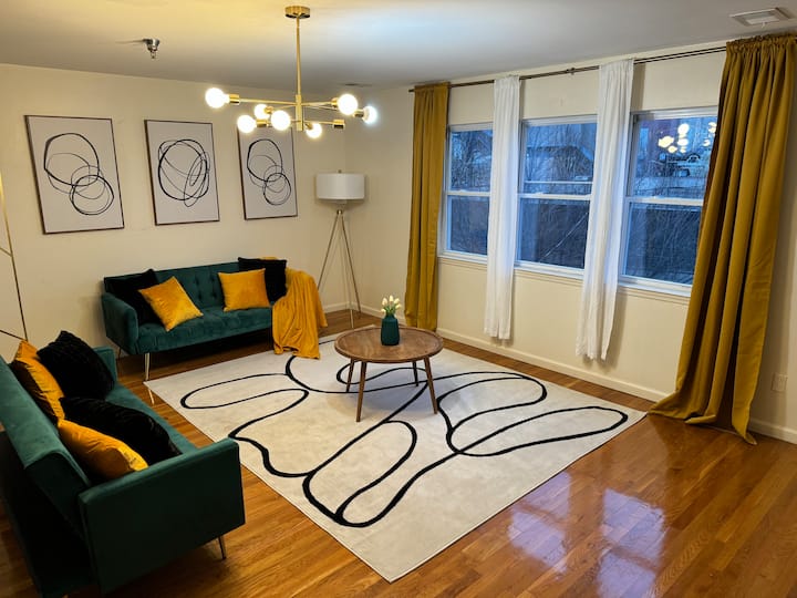 Centric Loft-6min To Ewr-25min Nyc
3 Beds-sleeps 7 - New York
