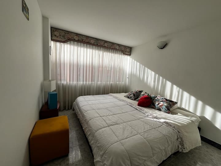 საძინებელი 1