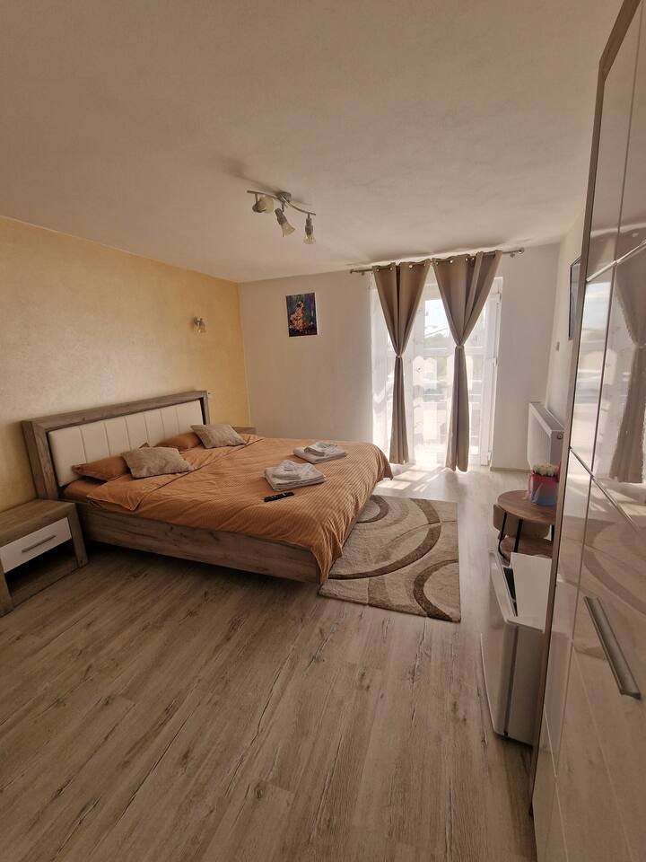 Спалня 4