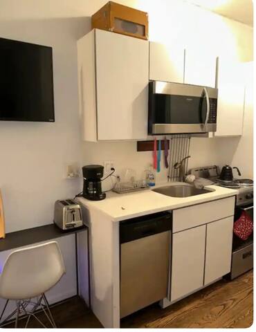 Cozy Apartment in The Heart of LES gallery image 5