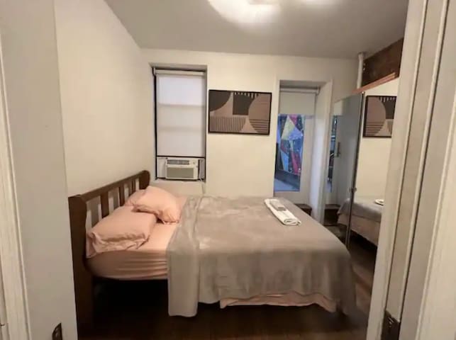 Cozy Apartment in The Heart of LES