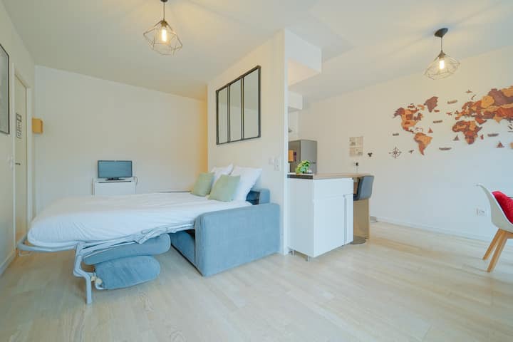 Parking, Balcon, Vue Jardin, à 5 Minutes Du Métro - Asnières-sur-Seine