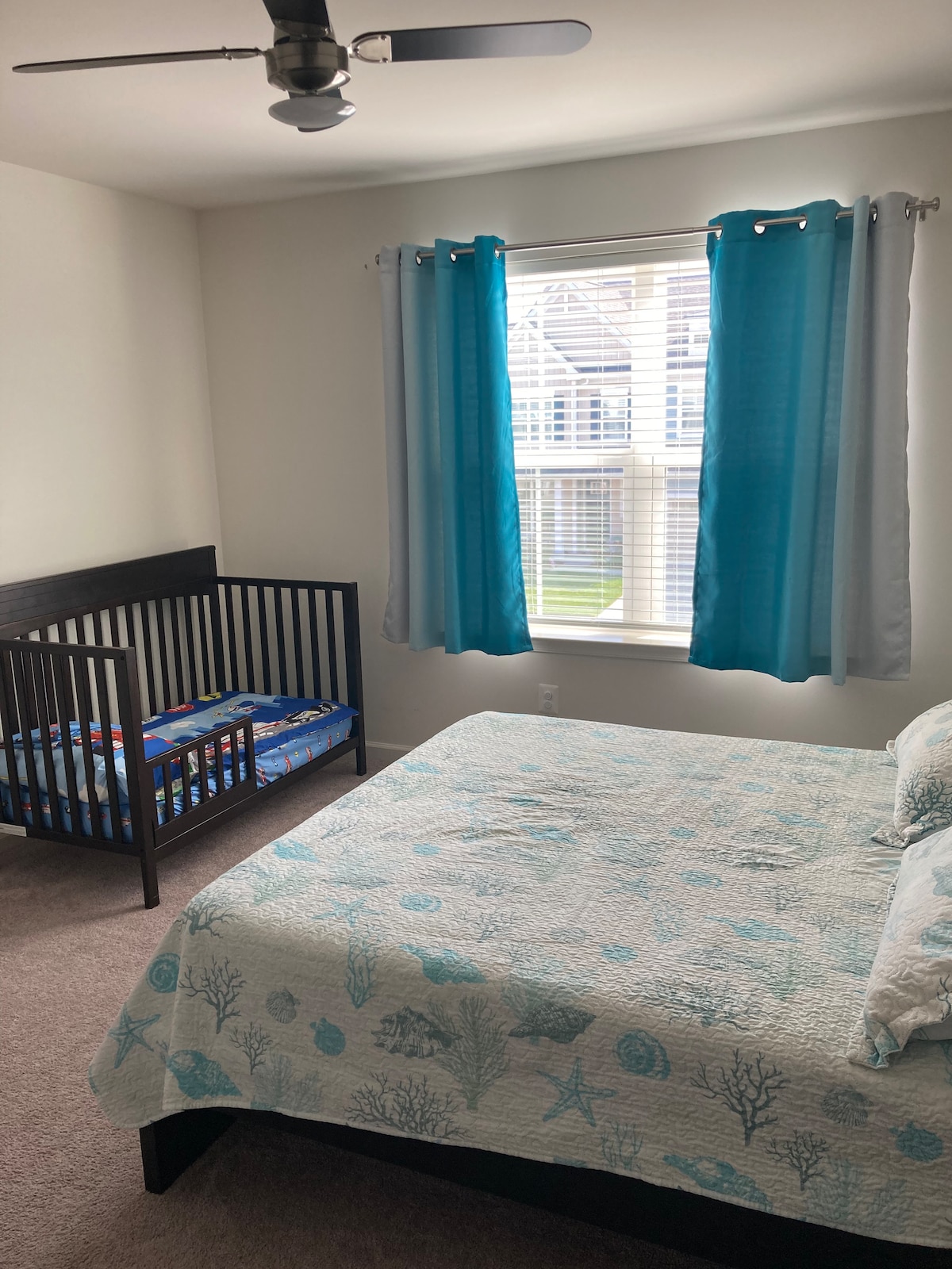 غرفة النوم 2