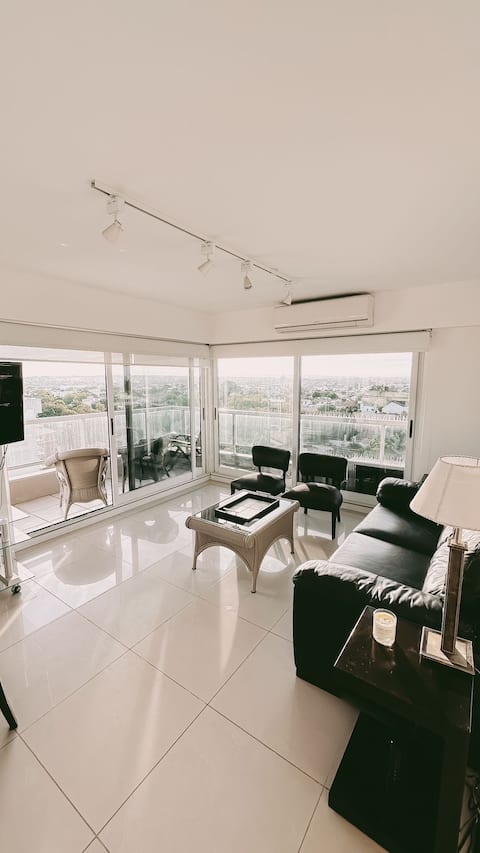 Propiedad de Airbnb exitosa: Beachfront apartment for up to 6 people en Partido De General Pueyrredón