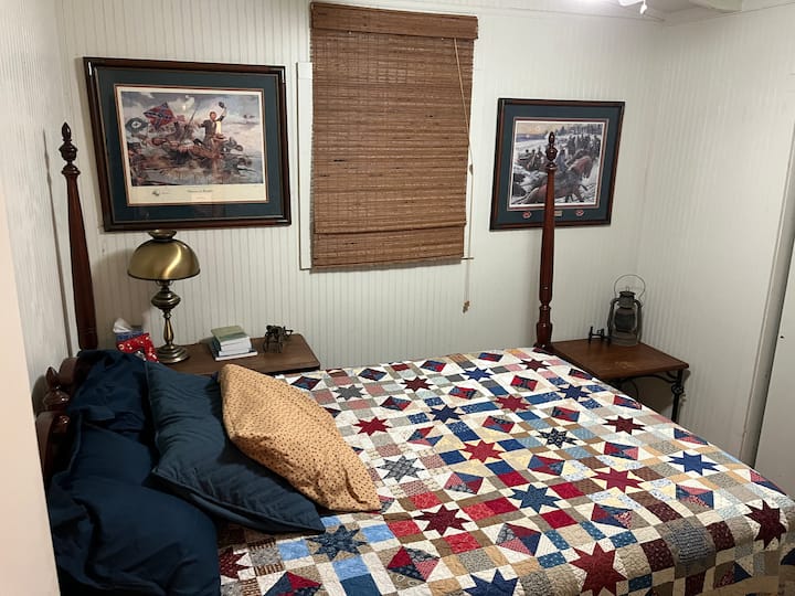 Ძირითადი საწოლი ოთახი