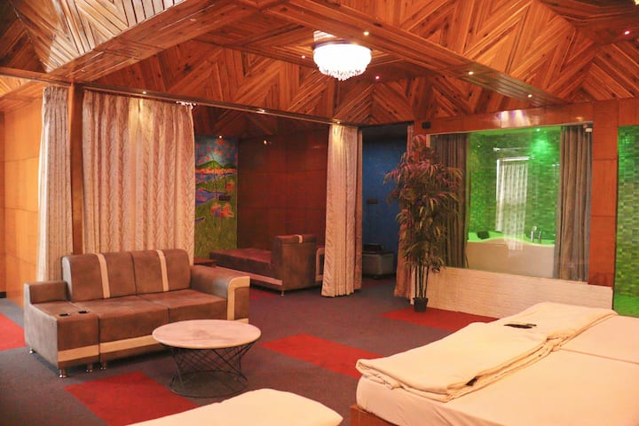A Place To Stay With Family, Friends. - ゴウハティ