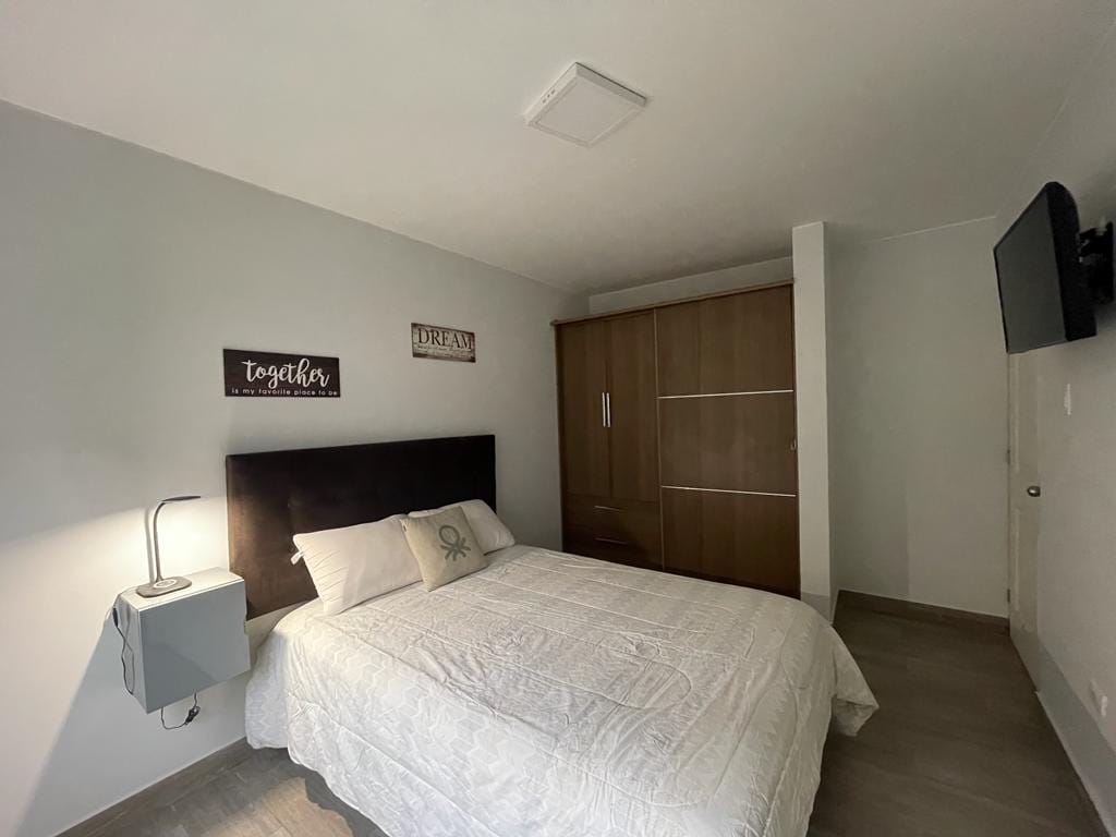 غرفة النوم 2