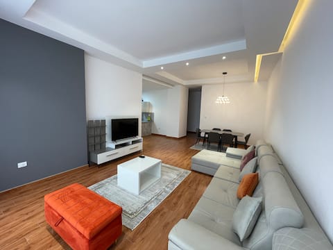 3 Bedroom Luxurious Apartment. (201)