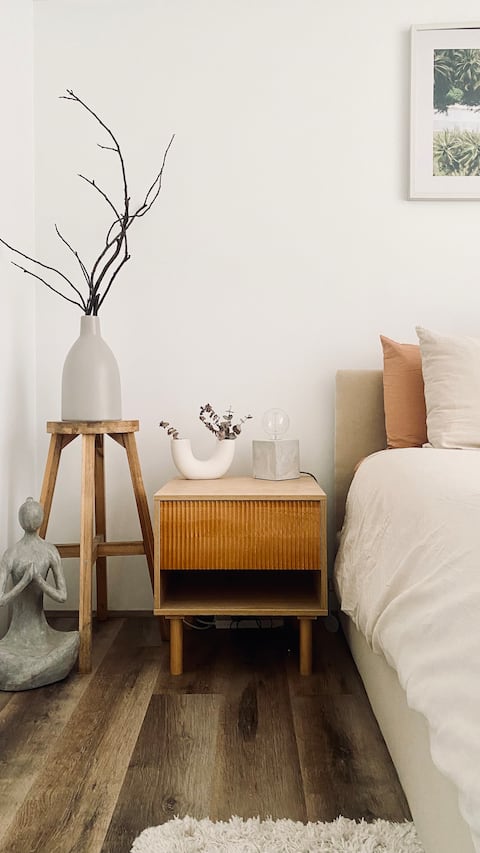 Top performing Airbnb: Peaceful Harbour Hideaway in Historic Pyrmont in Pyrmont