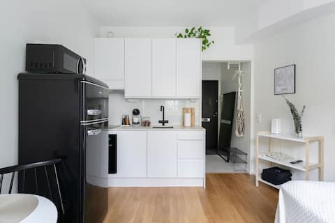 Top Airbnb: 24h check-in l Fast Wi-Fi l Good transport connections in Taka Töölö