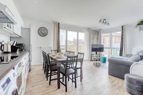 Classic* Paris, DisneyLand, Villepinte Expo, CDG