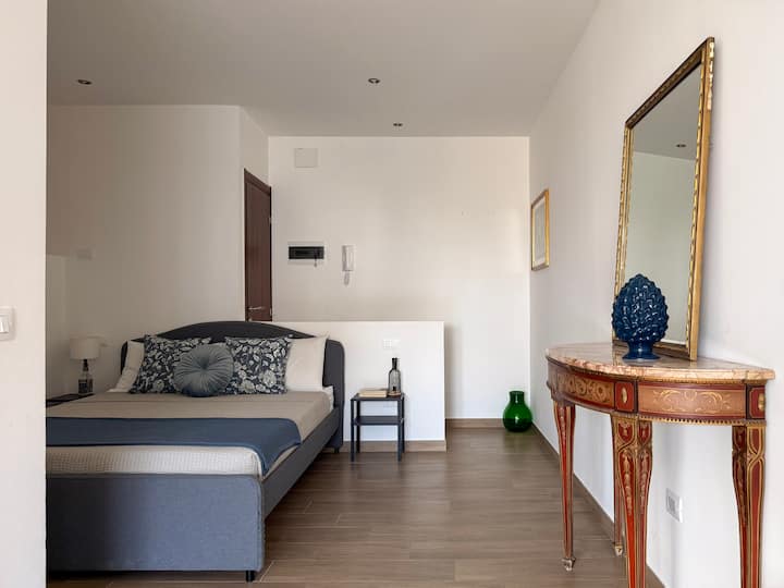 Giangy Home, Perfect Base Between Palermo & Cefalù - Casteldaccia