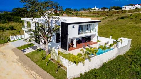 Luxury Paradise/4Hab/Pool Heating Jacuzzi