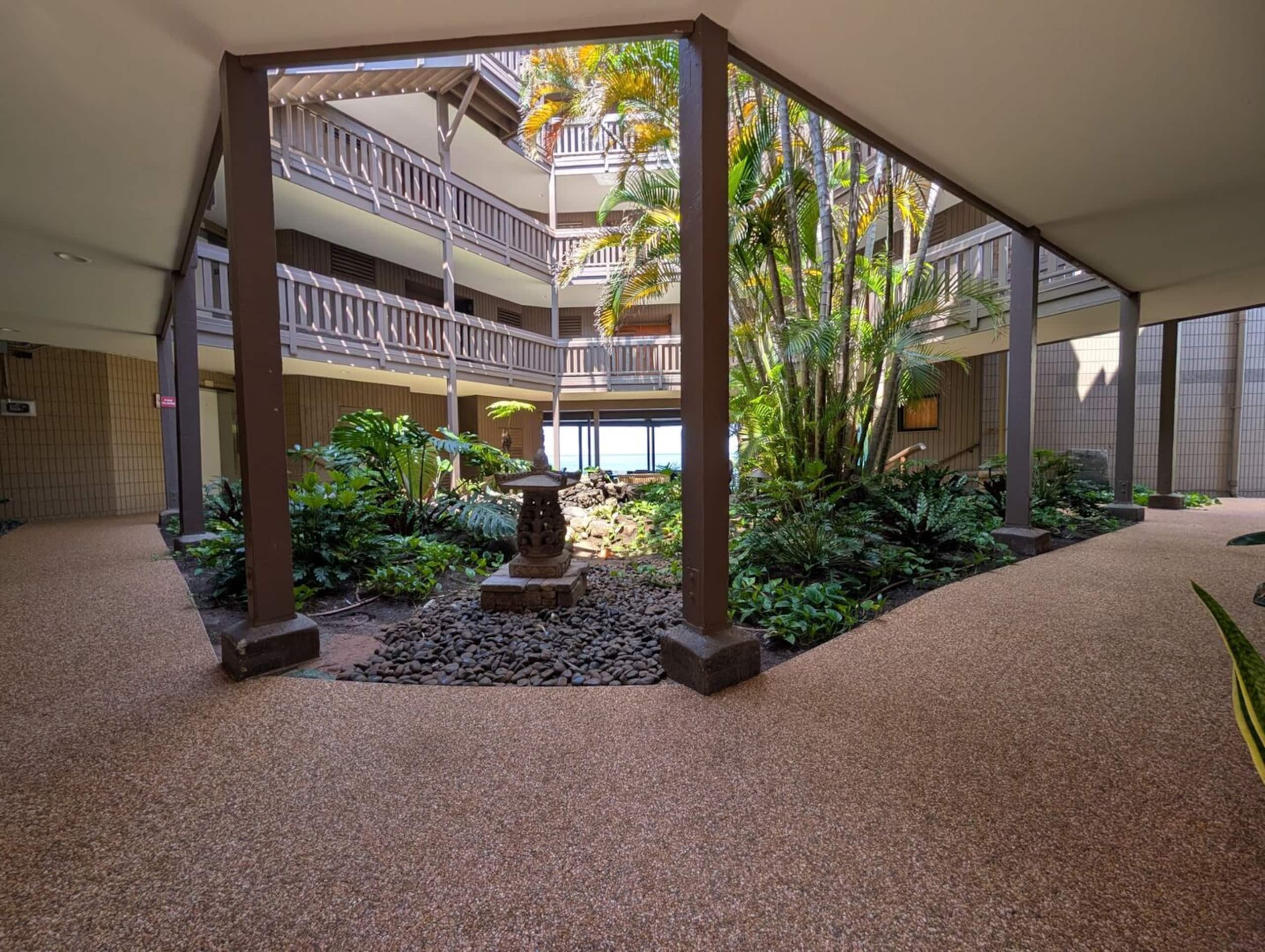 Condo in Kihei · ★5.0 · 2 bedrooms · 4 beds · 2 baths - Image 40