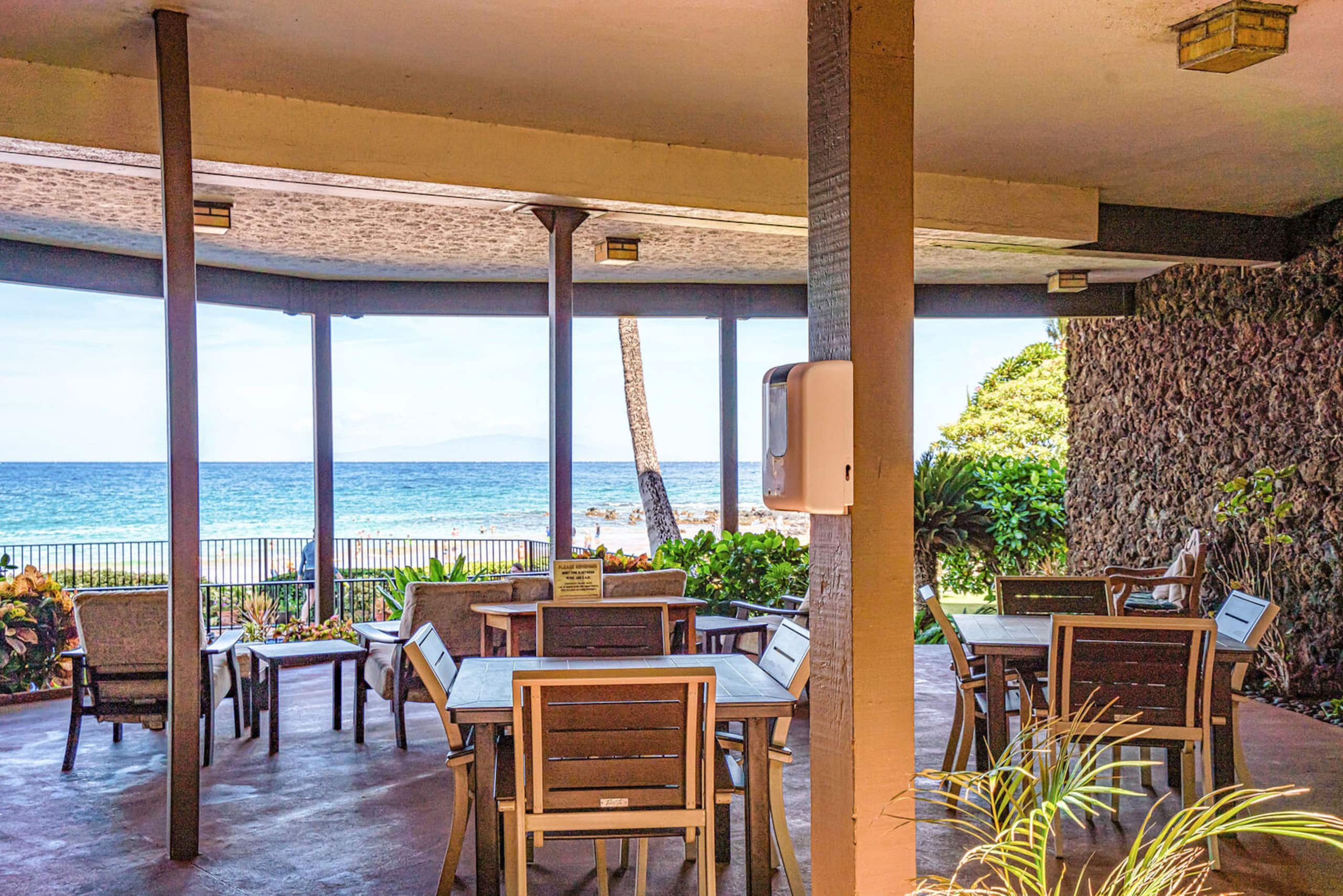 Condo in Kihei · ★5.0 · 2 bedrooms · 4 beds · 2 baths - Image 37