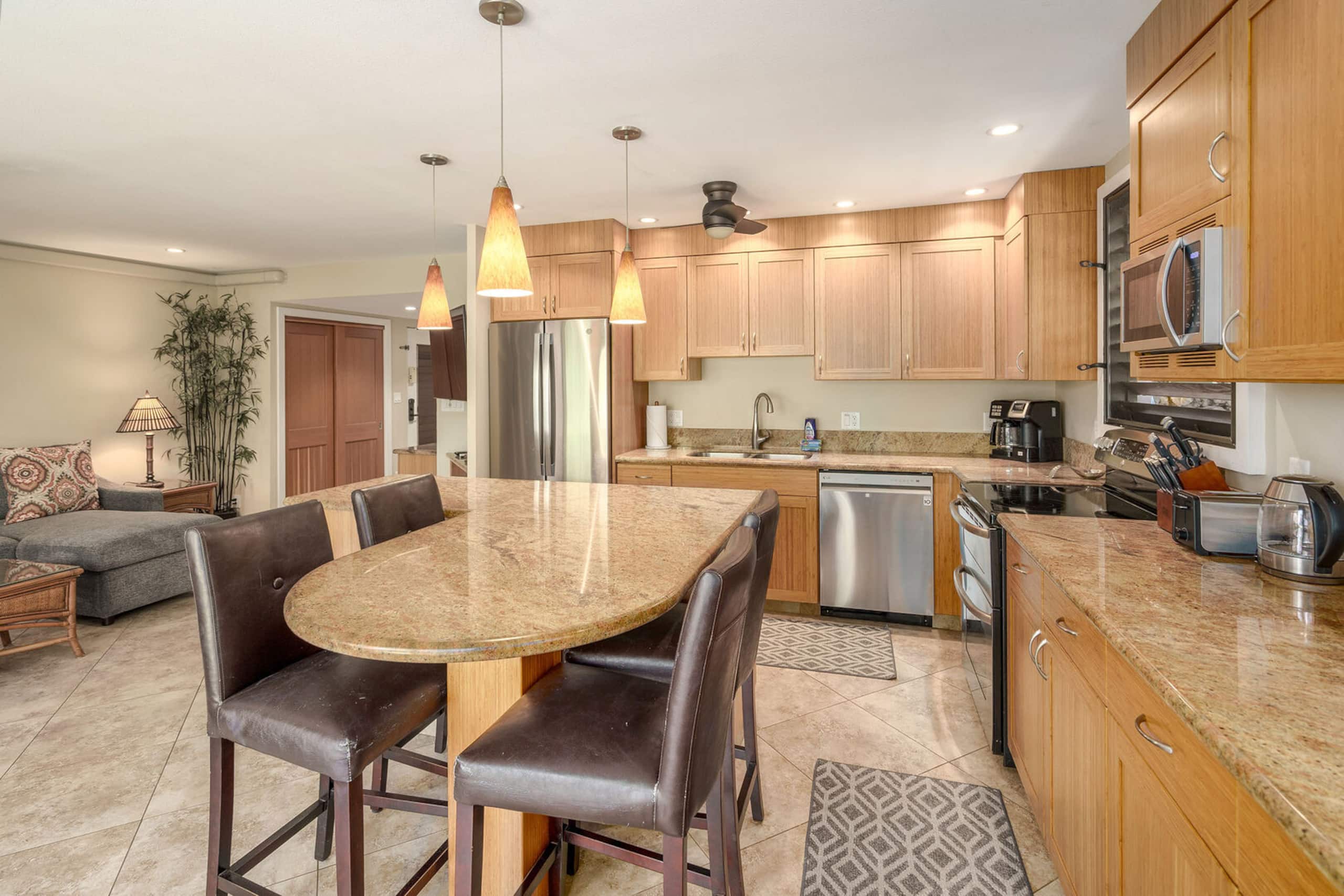 Condo in Kihei · ★5.0 · 2 bedrooms · 4 beds · 2 baths - Image 14