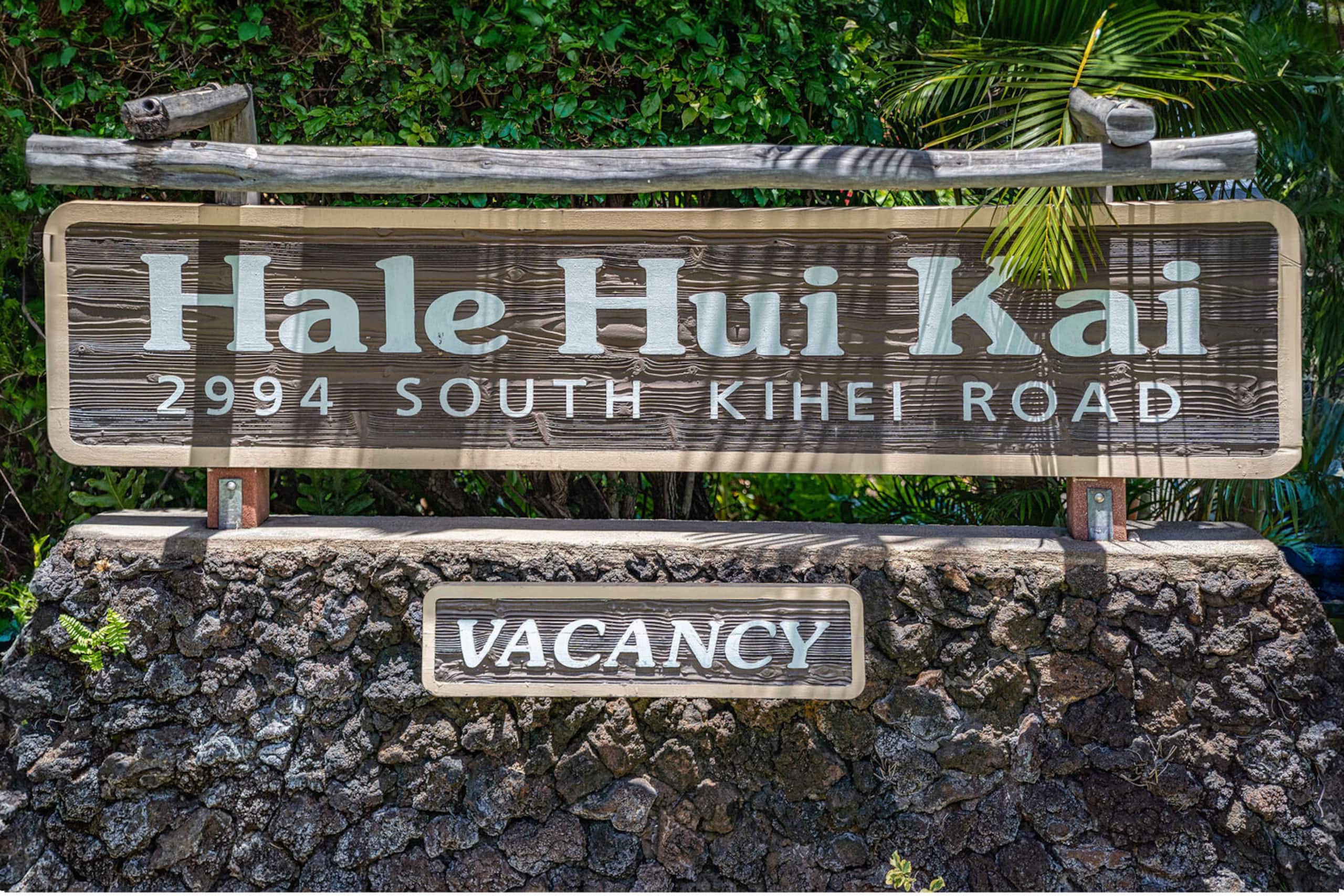 Condo in Kihei · ★5.0 · 2 bedrooms · 4 beds · 2 baths - Image 6