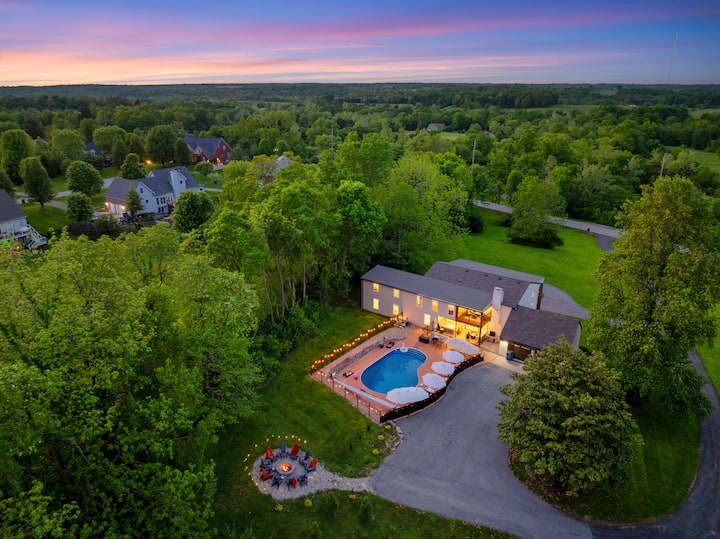 Estate: Heated Pool, Hot Tub, Game Rooms, Pets