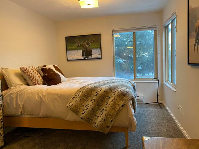Cal And Thurm managed Airbnb listing 1