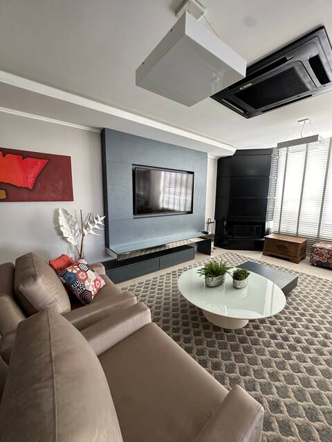 “Pool penthouse”