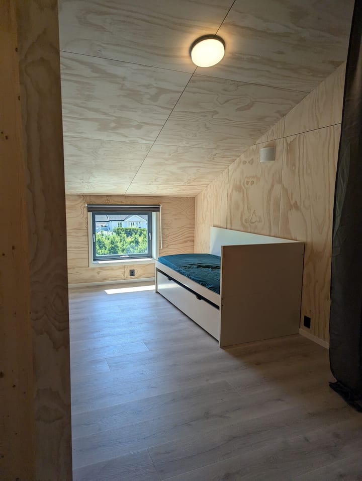 საძინებელი 4