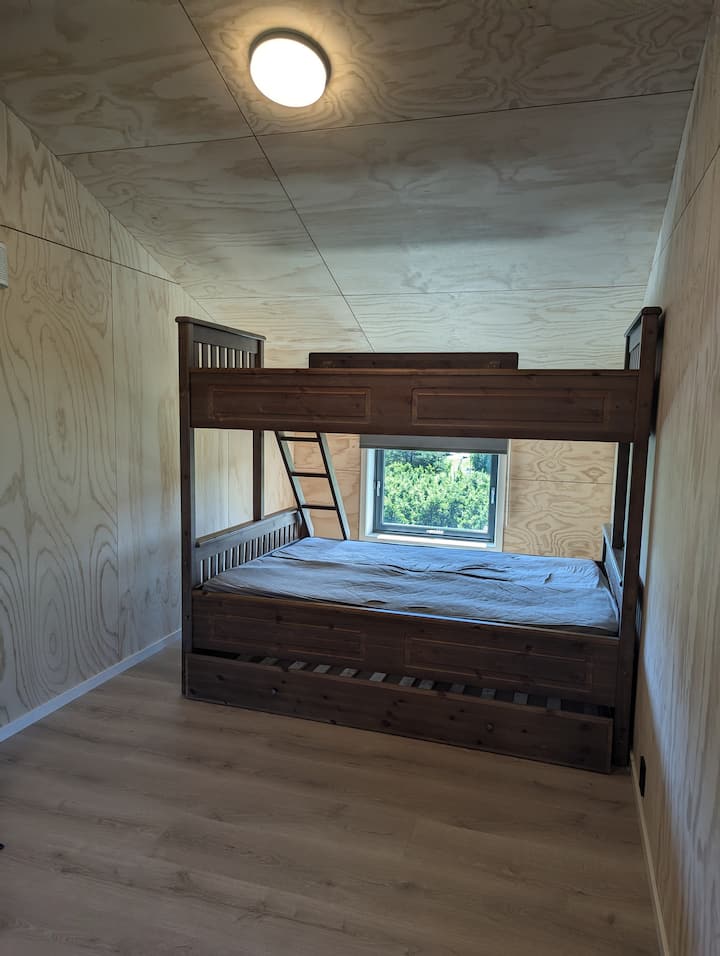 საძინებელი 5