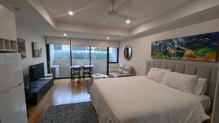Envi Suite 06 - North Sydney