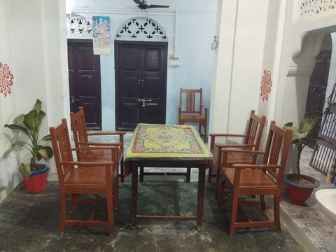 Omkar Bhawan Home Stay