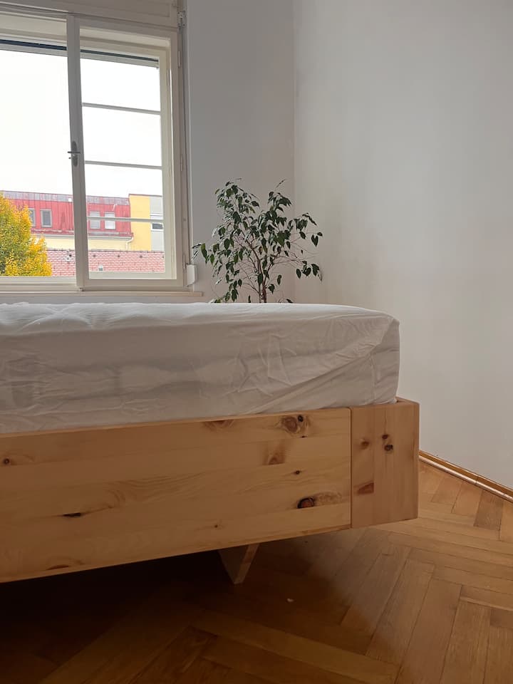 غرفة النوم 1