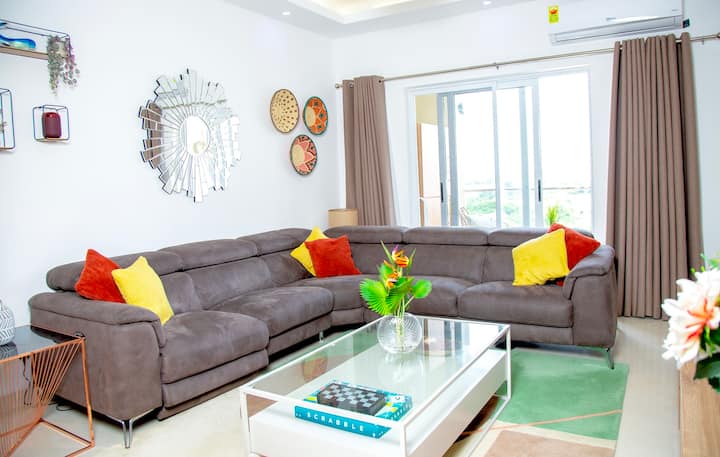 Serenity Haven Luxe |Gated | Pool | Netflix | Dstv - Ghana