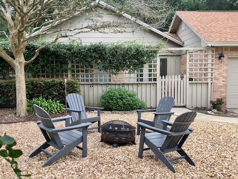 Coastal Boho, Spacious, Central, Lots of Amenities