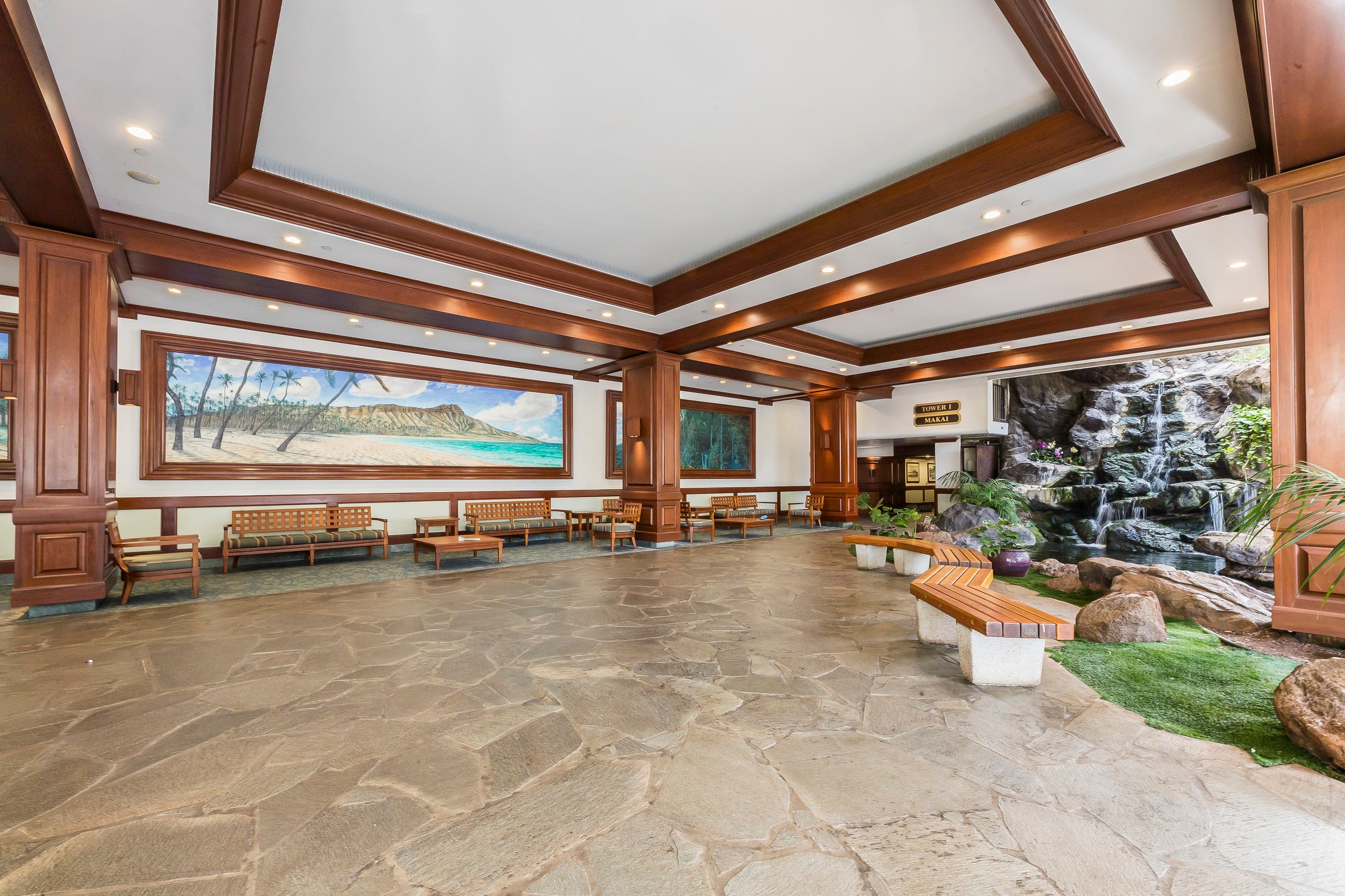A Modern Mix Waikiki Edition: 1 Br w/ Free Parking - Image 34