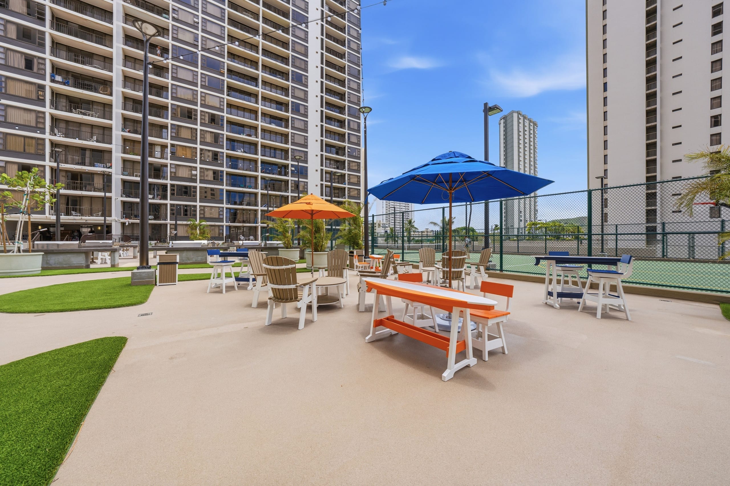 A Modern Mix Waikiki Edition: 1 Br w/ Free Parking - Image 41