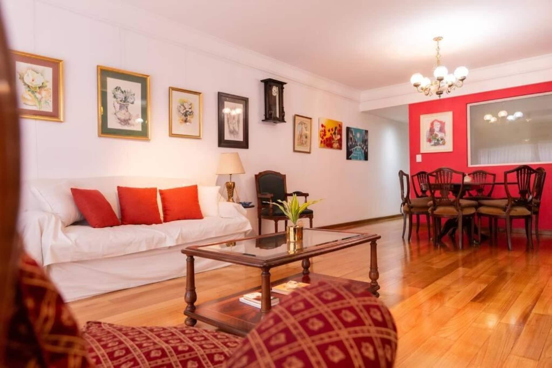 Quiet three-bedroom apartment in Retiro