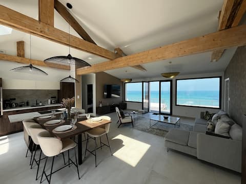 Villa Siam, right on the water