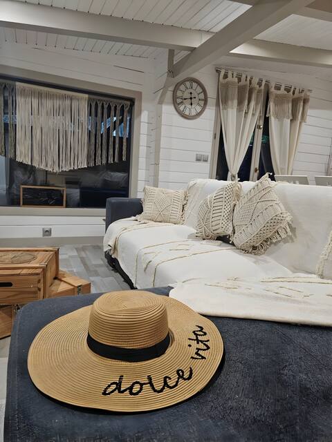 Chalet *Proximity *Airport*Gare Massy*Paris*