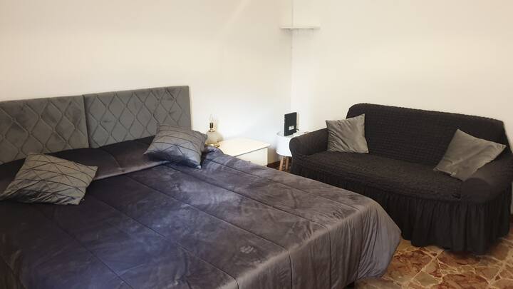 habitación doble con sofaroom.1