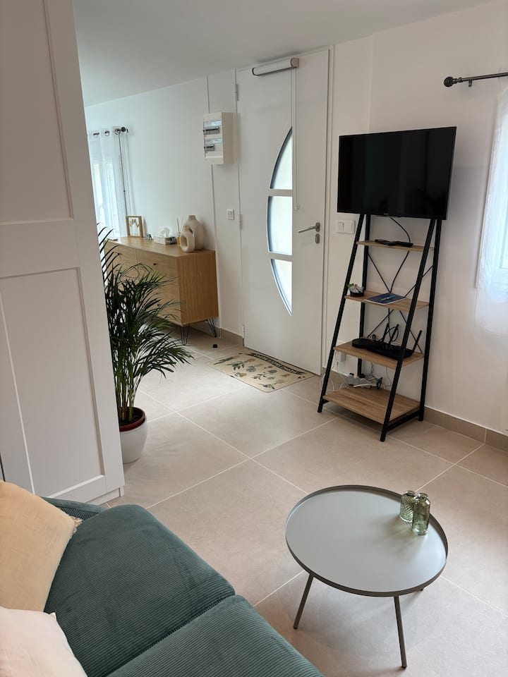 Charmant Studio Indépendant - Épinay-sur-Orge