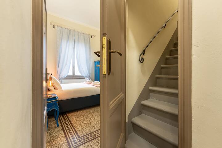 luminoso appartamento, 3 matrimoniali con terrazza gallery image 2