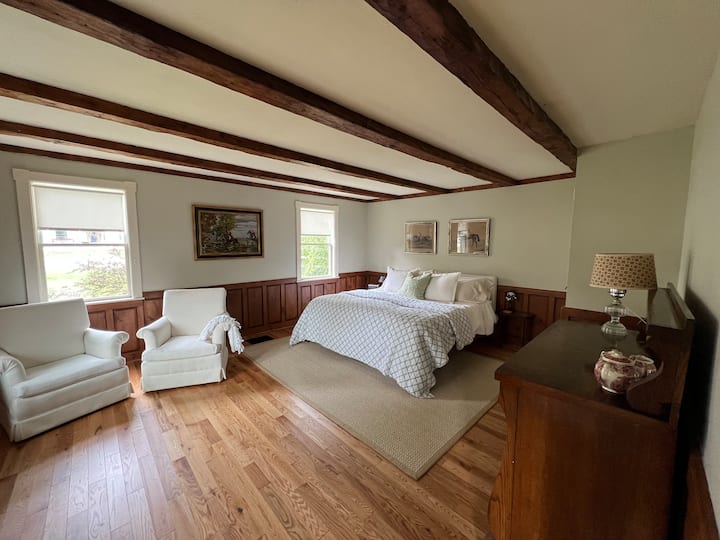 Country Getaway in the heart of Midcoast Maine