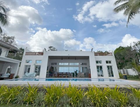 Sand Castle Villa