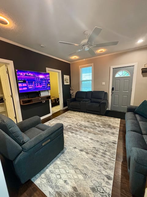 Charming Hamtramck Hideaway